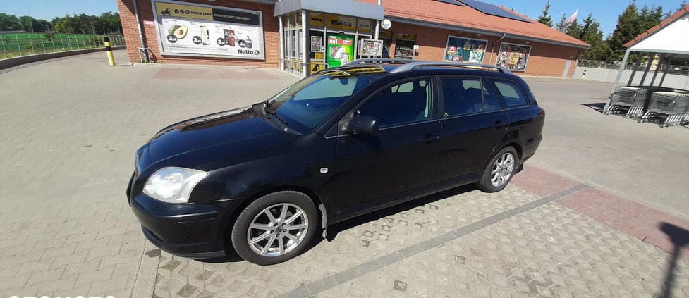 Toyota Avensis cena 7900 przebieg: 319000, rok produkcji 2005 z Czyżew małe 56